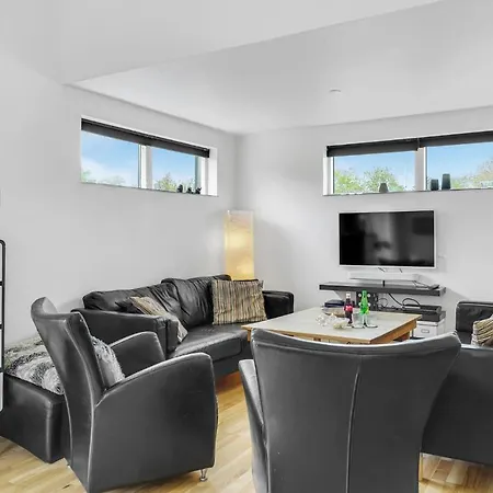 Staerevaenget Hyllinge Iii * Kirke-Hyllinge