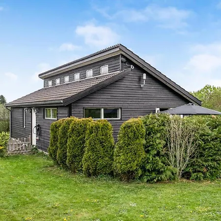 Staerevaenget Hyllinge Iii *